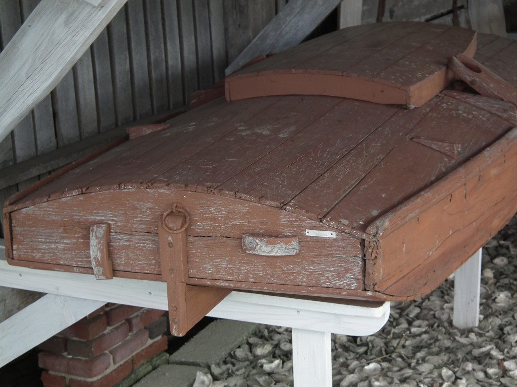 The sink box designed for a low profile for a hunter.  THE CHESAPEAKE TODAY photo