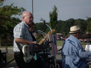 Cap'n Larry Jarboe at home pickin either gitars or crabs.  THE CHESAPEAKE TODAY  photo