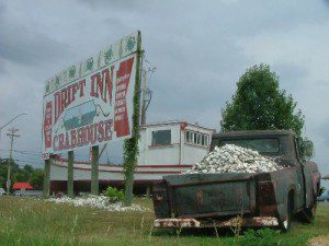 Captain Leonard's Oyster Truck and Buyboat