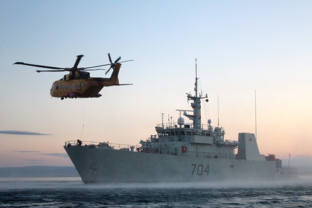 HMCS Shawinigan (MM 704)